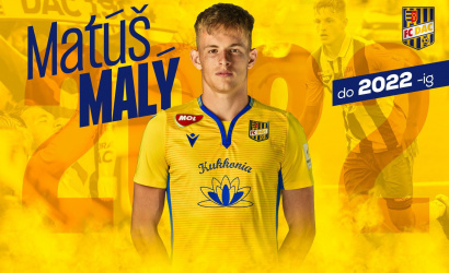 Malý Matúš profi szerződést írt alá