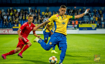 Egy ponttal több