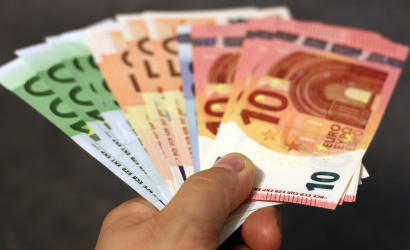 A V4 országai közül Szlovákiában a legmagasabb a minimálbér