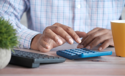 Online számológépet tervezett a biztosító a nyugdíj új összegének kiszámításához