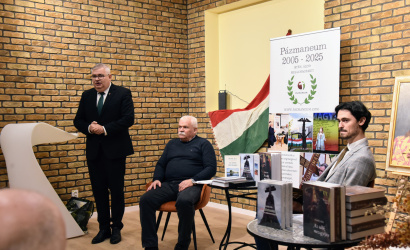 Esterházy Jánosra emlékeztek és bemutatták Hrubík Béla új kötetét a Stephaneumban