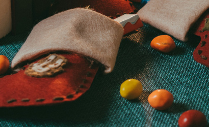 Rejtett veszély a Mikulás-csomagokban: a mentősök figyelmeztetnek, mire vigyázzunk