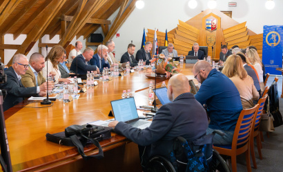 „Közösségünk fejlődése, városunk fejlesztése”