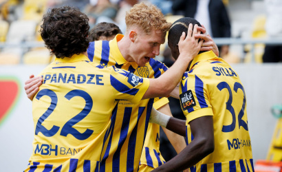 Az FC Noah - DAC 1904 felkészülési mérkőzés előtt