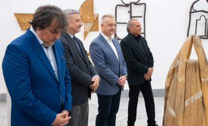 Aki összeköti a modernséget és az ősiességet – Lipcsey-életmű a Csallóközi Múzeumban