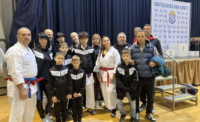 Ragyogó érmekkel tértek haza a karatésok