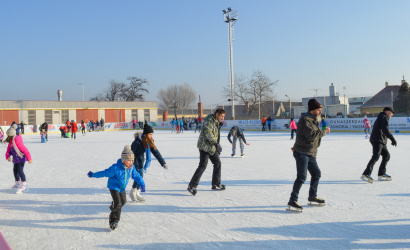 November 28-án nyílik a dunaszerdahelyi városi jégpálya – indul a téli szezon és a karácsonyi hangulat!