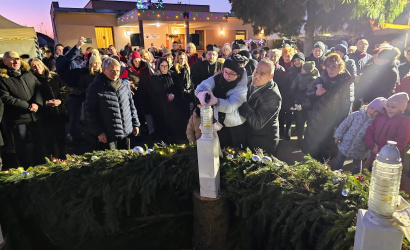 Ünnepi készülődés Sikabonyban – meghívó a Sikabony Polgári Társulás adventi és Mikulás-programjaira