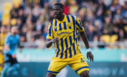 Samsindin Ouro: Egy hajóban evezünk