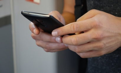 A belügyminisztérium nevében küldött csaló SMS-ekre figyelmeztet a rendőrség