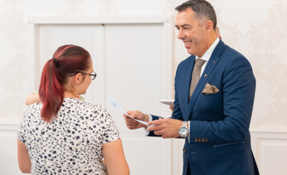 Babaköszöntőn üdvözölték városunk legkisebb lakóit