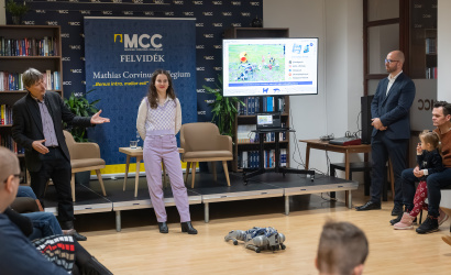 Az etorobotika érdekességeiről szólt az MCC idei első előadása