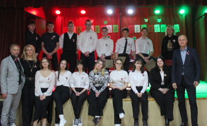 Szabadság a Csarnokban, szerelem a kávézóban  – a márciusi forradalom égi fejezete