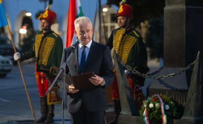 Az aradi vértanúk előtt hajtottak fejet Dunaszerdahelyen
