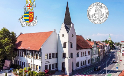 Új ünnepi címere lett a városnak