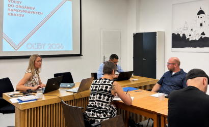 Hét jelölt indul a Nagyszombat megyei önkormányzat elnöki tisztségére – képviselőnek 216-an jelöltették magukat