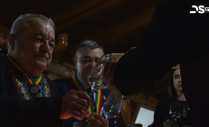 Embedded thumbnail for Ünnepélyesen megáldották az újbort