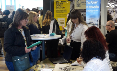 Embedded thumbnail for Az állásbörzén több mint harminc munkáltató kínált szabad munkahelyeket