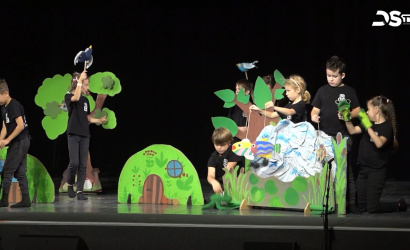 Embedded thumbnail for Szép jubileumhoz érkezett a gyerekek körében kedvelt bábfesztivál