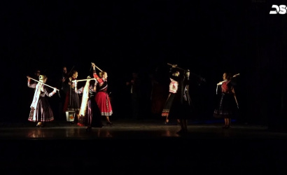Embedded thumbnail for Az Ifjú Szivek a nemzetiségek tánc- és zenekultúrájáról nyújt átfogó képet