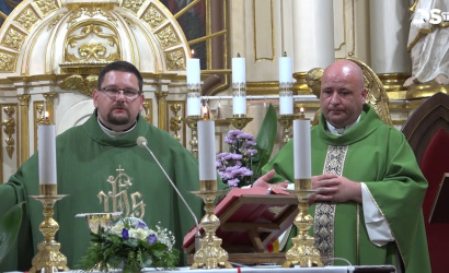 Embedded thumbnail for A dunaszerdahelyi plébánián munkába állt az új káplán és az új diakónus