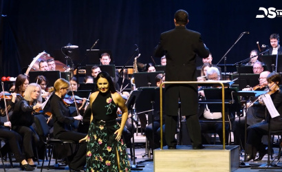 Embedded thumbnail for A győri filharmonikusok farsangi koncertjén az operett volt fókuszban