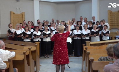Embedded thumbnail for A Vox Camerata Kamarakórus és a Híd Vegyeskar lépett fel a zene ünnepén