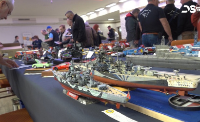 Embedded thumbnail for Tankokat, repülőket, hajókat és autókat is látni lehetett a plasztikmakettező találkozón