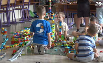 Embedded thumbnail for Biblia- és kézművestábor, valamint LEGO-tábor színesíti a nyári kínálatot