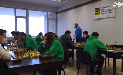 Embedded thumbnail for Kettős győzelem után már harmadik a dunaszerdahelyi sakkcsapat