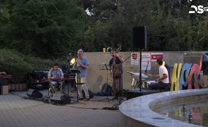 Embedded thumbnail for A Jazz a parkban három koncerttel várta a társaság- és zenekedvelőket