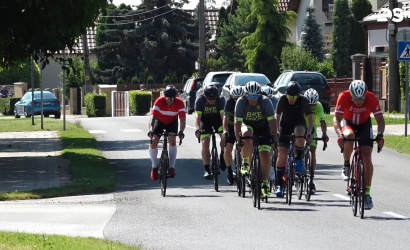 Embedded thumbnail for A Tour de Kukkonia idén is több száz résztvevőt vonzott