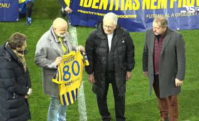 Embedded thumbnail for Csúcsrangadó sok nézővel, születésnappal, kétes játékvezetői ítéletekkel és vereséggel