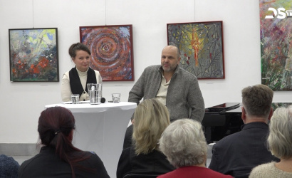 Embedded thumbnail for A színházigazgató a kezdetekről és eddigi pályájáról is beszélt