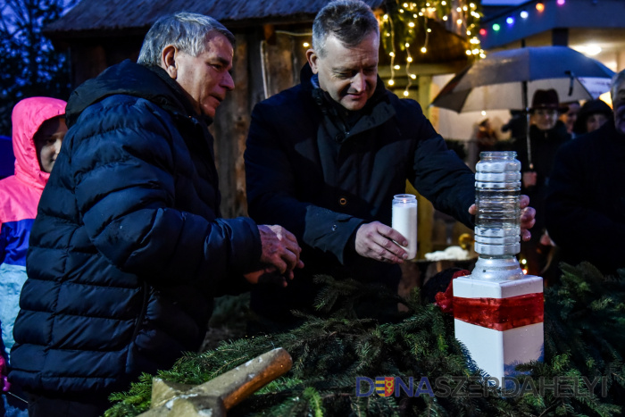 Nagy Attila felvételei Családias advent Sikabonyban