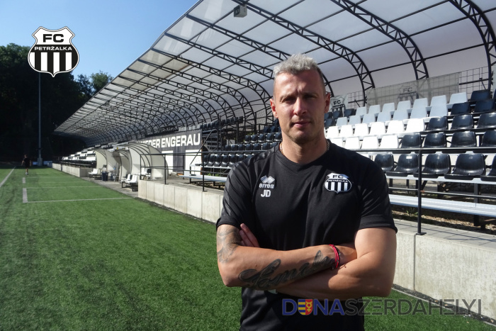 Forrás: fcpetrzalka.sk Ďurica edzőként folytatja