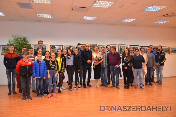 A Dunaág Táncegyüttes és a Rivalda Színház Gödöllőn