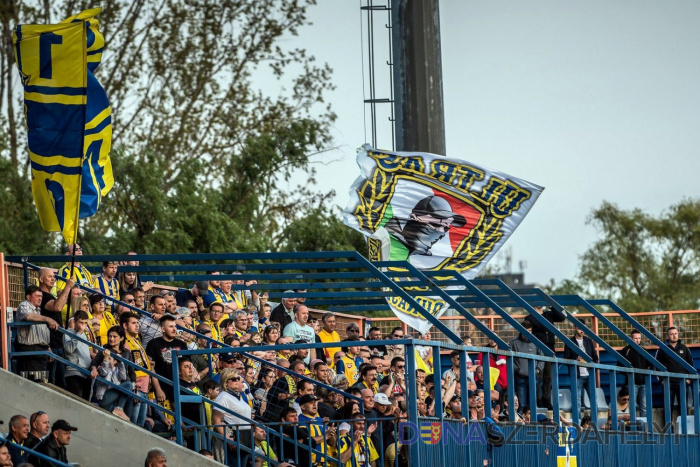 NAGYMIHÁLY-DAC: SZURKOLÓI UTAZÁS ÉS JEGYINFÓ