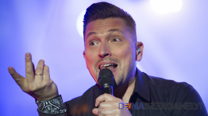 A vásár mai nagykoncertje ÁKOS produkciója lesz Mi vár ma ránk a Csallóközi Vásárban?
