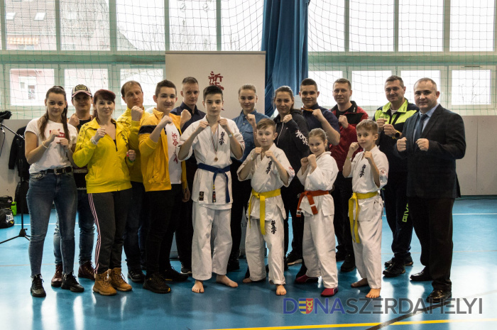 Seishin Karate Klub/ Facebook Hat érmet szerzett Martfűn a Seishin Karate Klub