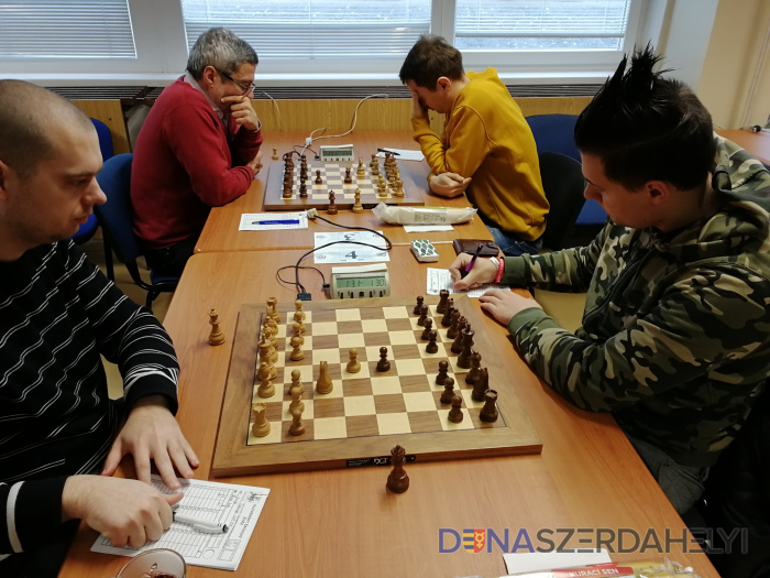 Pozsonyban vendégszerepelt sakkcsapatunk