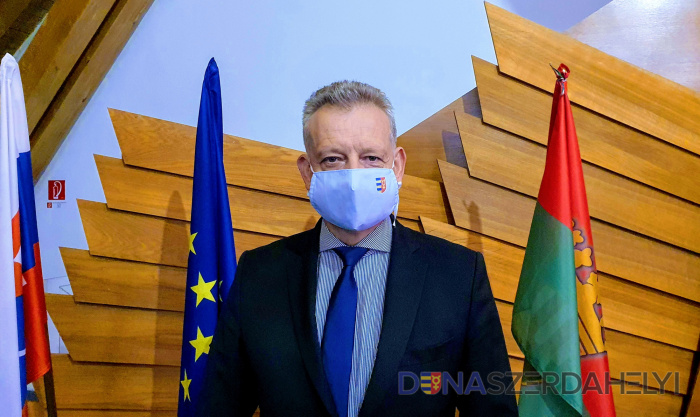 Hájos Zoltán polgármester (Nagy Attila felvétele) A Covid–19-tesztelés dunaszerdahelyi részletei