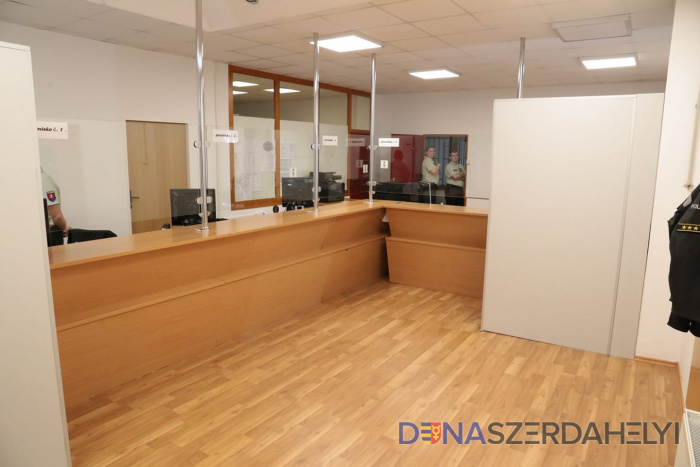 Illusztrációs felvétel, Facebook / Polícia SR Hétfőtől zárva az idegenrendészet