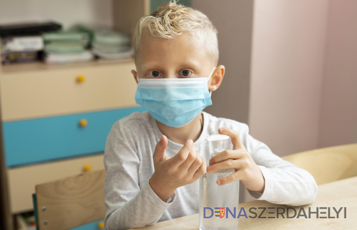 Illusztrációs felvétel (feepic) Mit tegyek, ha a gyermekem osztálytársa megfertőződik? Nagy iskolai kérdezz-felelek!