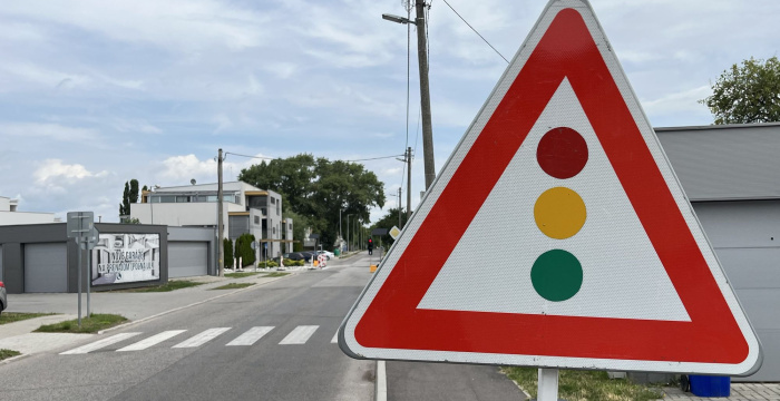 Részleges útlezárás a Repülőtér utcán