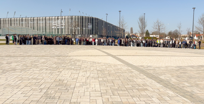 Kétszáz diák szavalta Dunaszerdahelyen a Nemzeti dalt március 15. tiszteletére