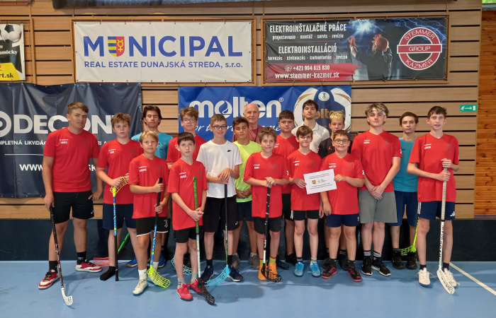 Élményekkel teli tábort zárt a Rumba floorball klub 