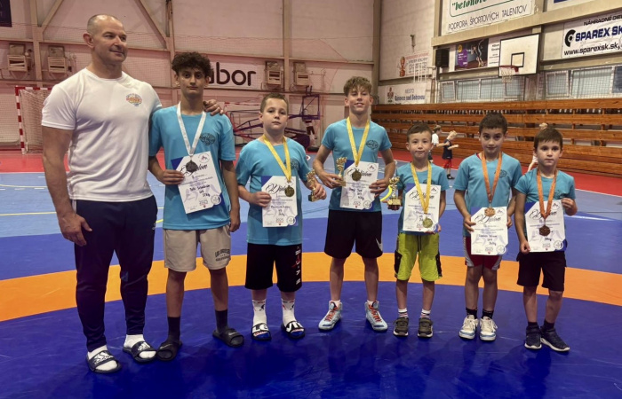 A Gaál Wrestling Team sikere a báni nemzetközi birkózóversenyen