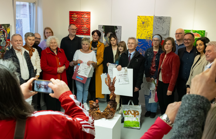 A művészetnek akkor van értelme, ha bele tudunk feledkezni