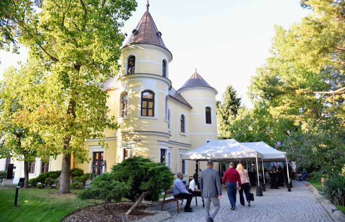 Megújult a Vermes-villa: újra megnyílt a Kortárs Magyar Galéria otthona